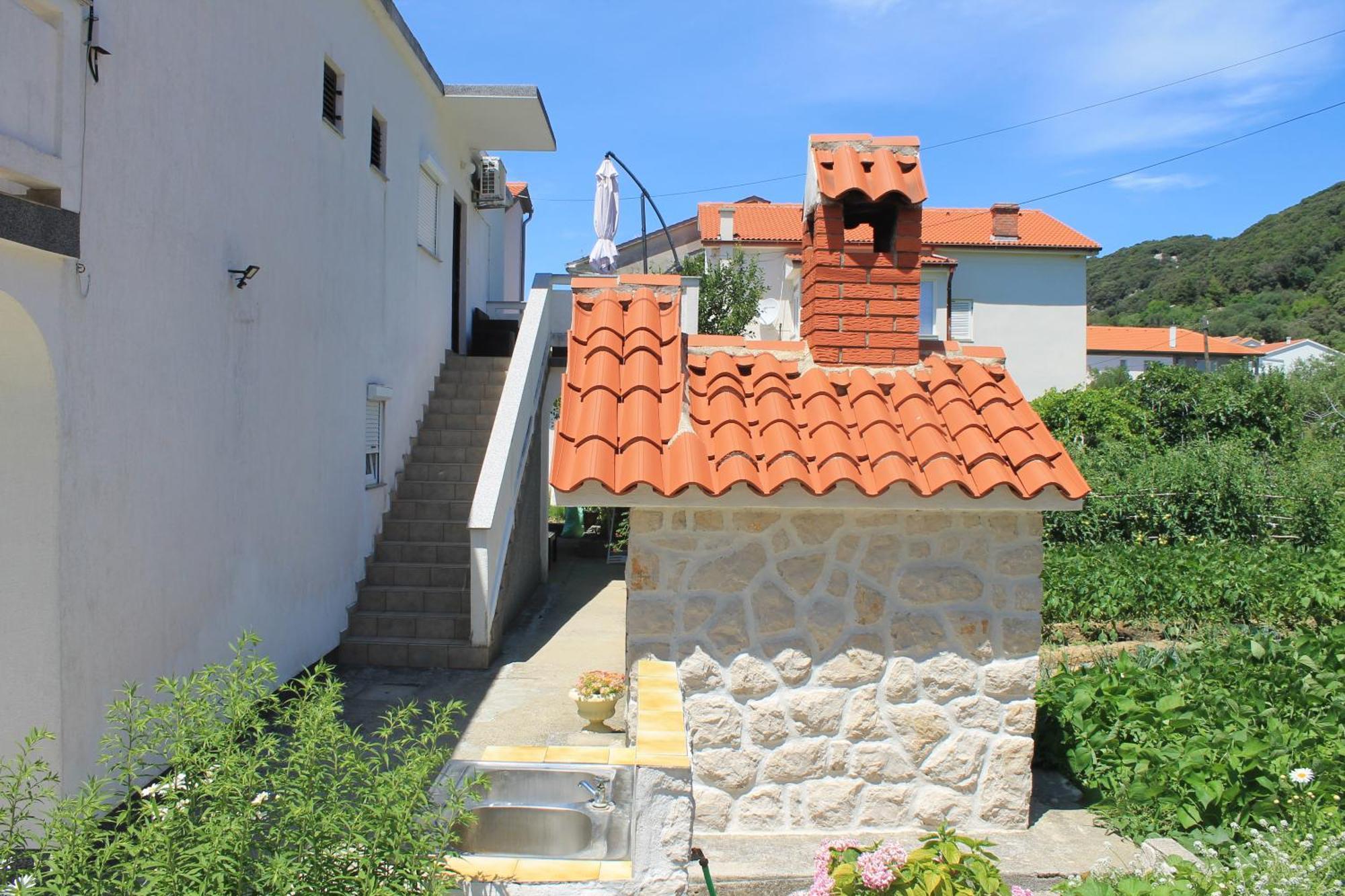 Apartments 501 - Spacious And Bright Apartment On Island Of Rab Rab Town Kültér fotó