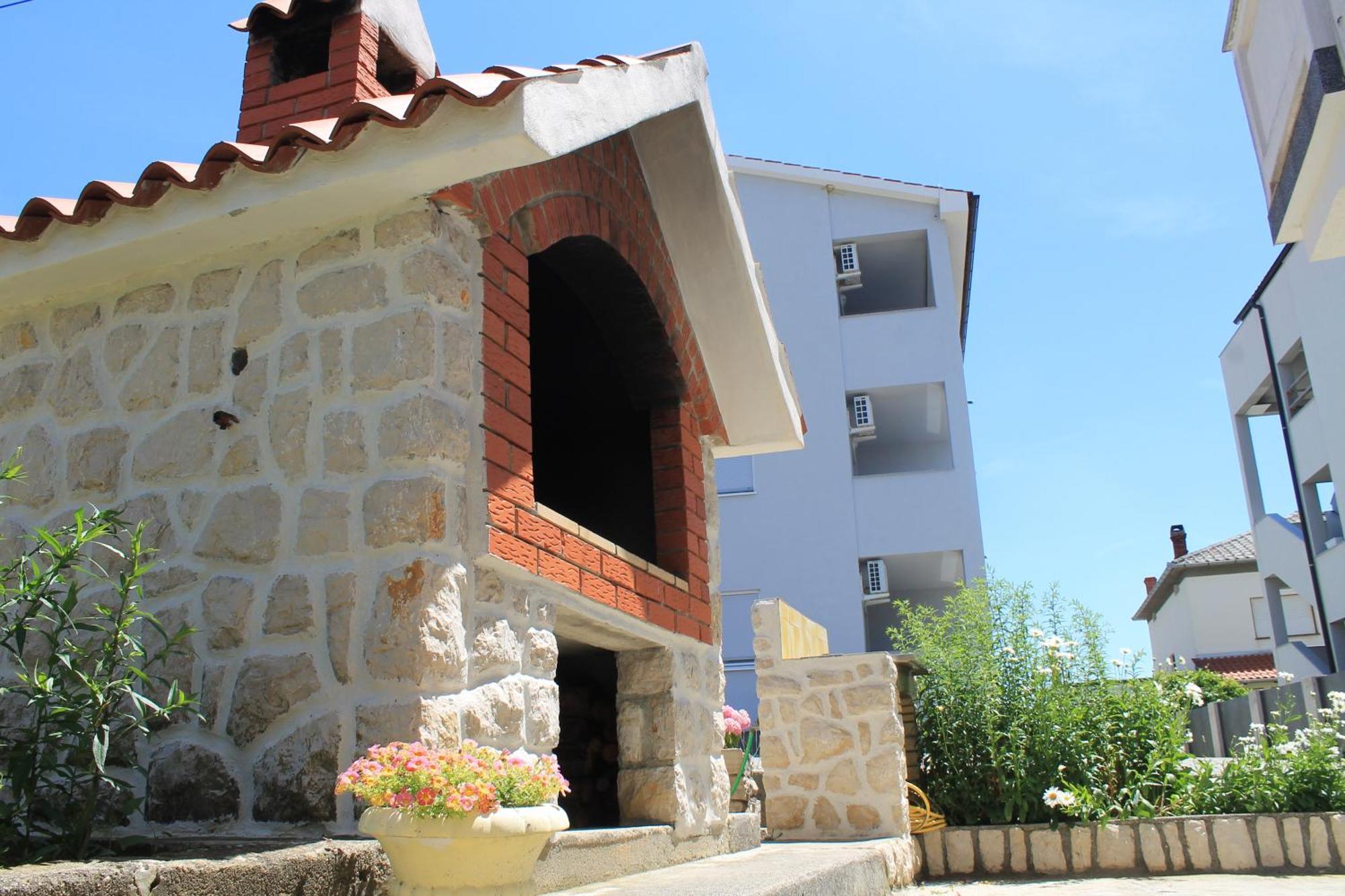 Apartments 501 - Spacious And Bright Apartment On Island Of Rab Rab Town Kültér fotó